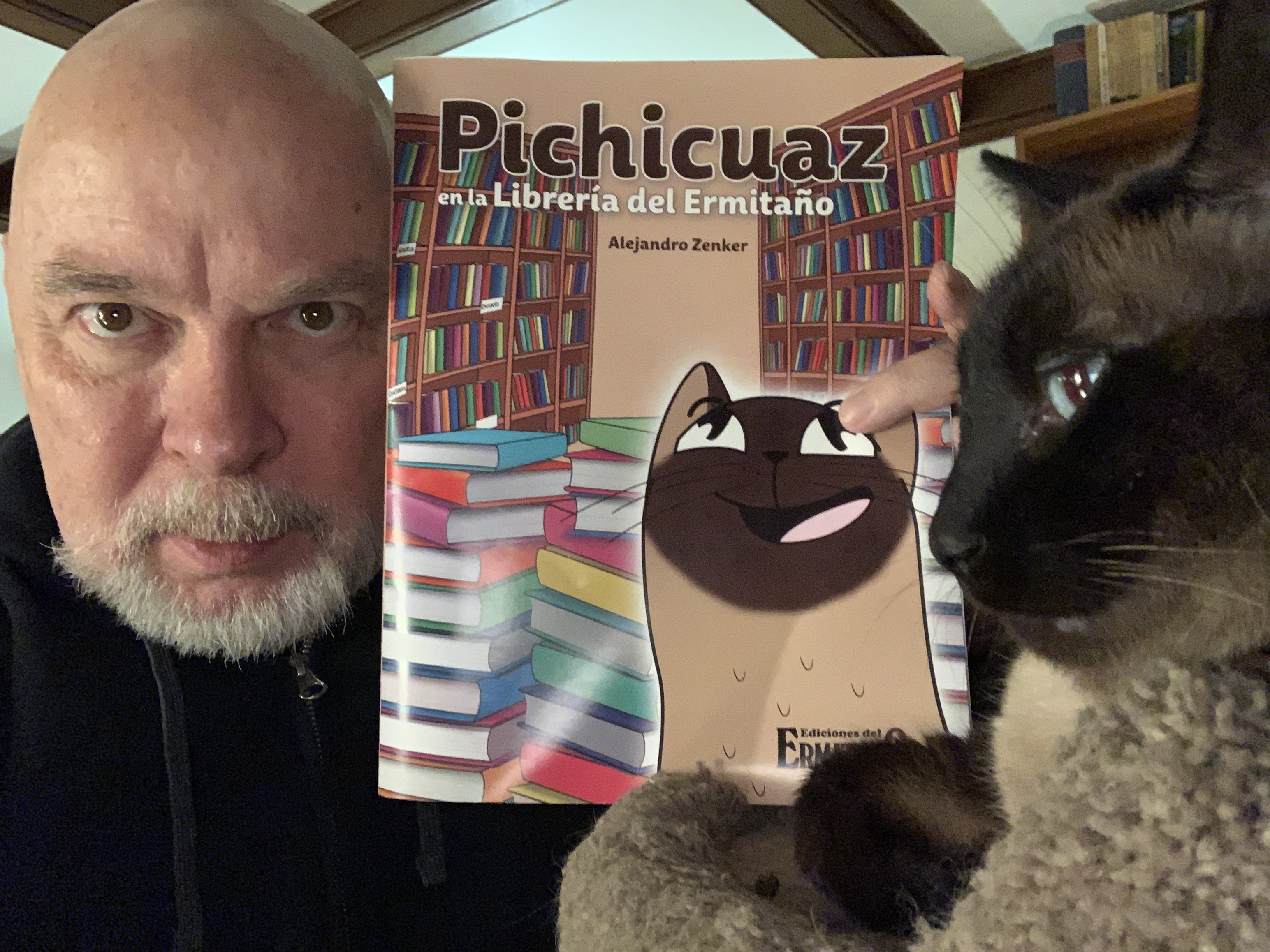 Gana premio Clap 2018 la familia tipográfica utilizada en el libro “Pichicuaz en la Librería del Ermitaño”