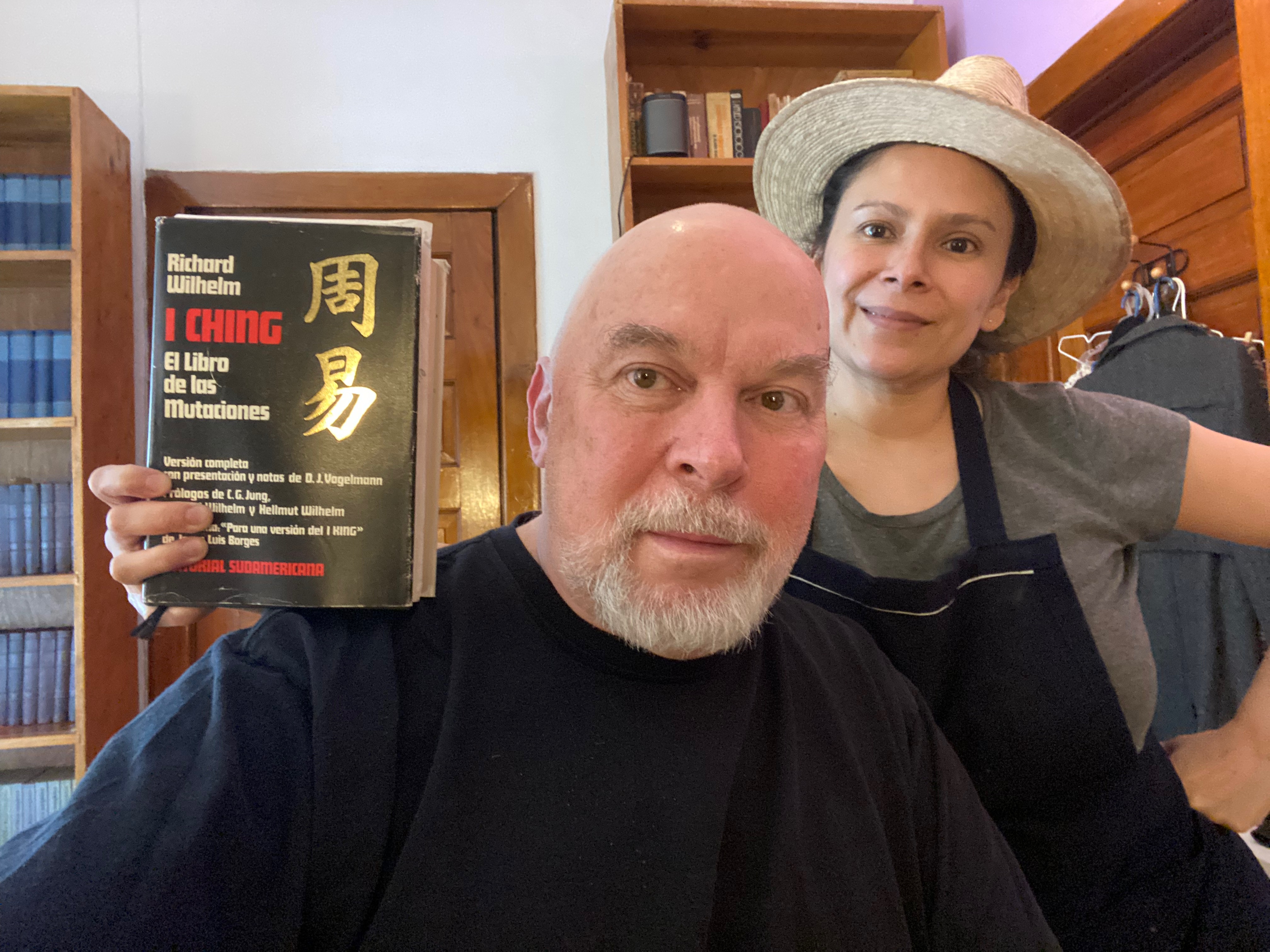 El I Ching y el laberinto de los libros
